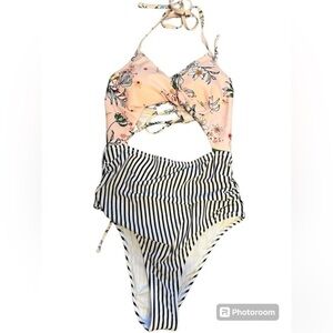 Cupshe Women's pink Floral One Piece Swimsuit Cutout Halter LaceUp Bathing Suit